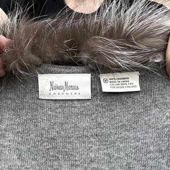 Stunning Gray Cashmere and Fox collar cardigan by Neiman Marcus Womens Size M - Picture 6 of 6